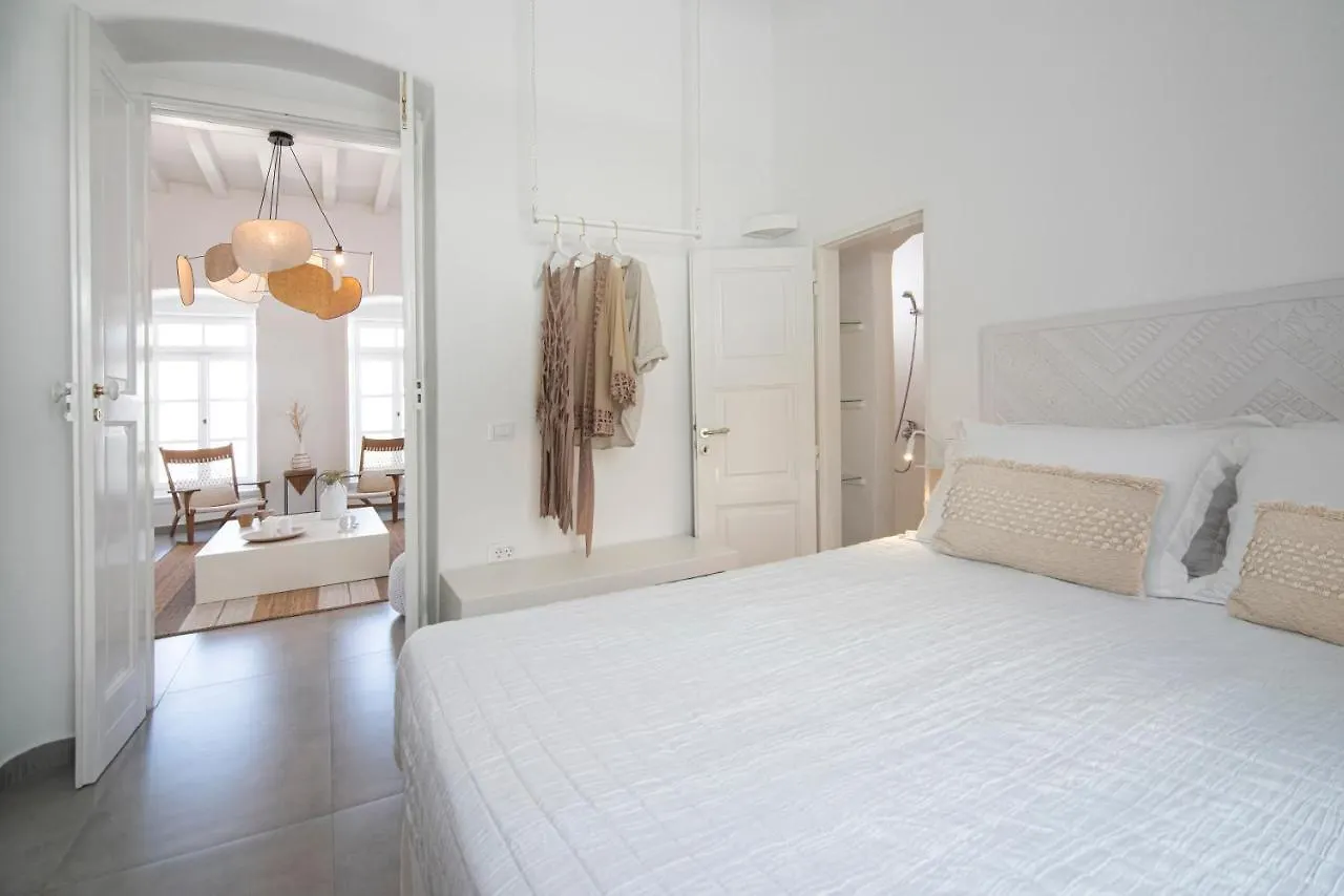 Pietra Bianca 1891 Suites Mykonos Town